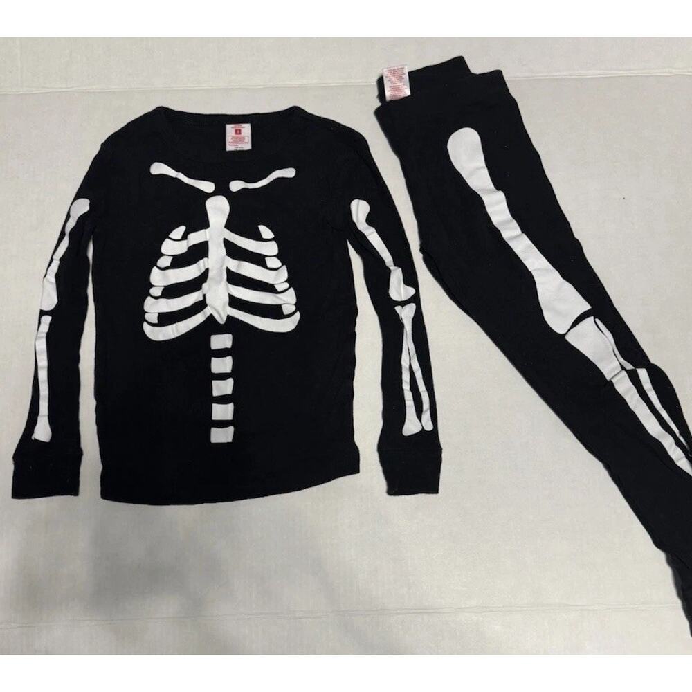 Kids Size 8 Skelton Pajama Set Halloween Cotton Fall Soft Comfy Soft Sleepwear